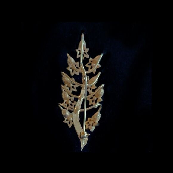 Vintage lily of the valley gold rhinestone pin Bridal sash 1930's romantic - Picture 6 of 9